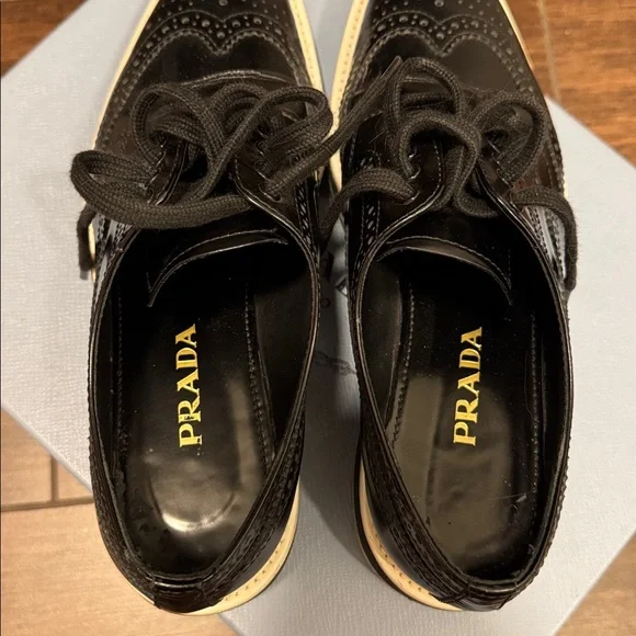 Prada Black and White Leather Platform Loafers size 37.5 - Picture 6 of 8